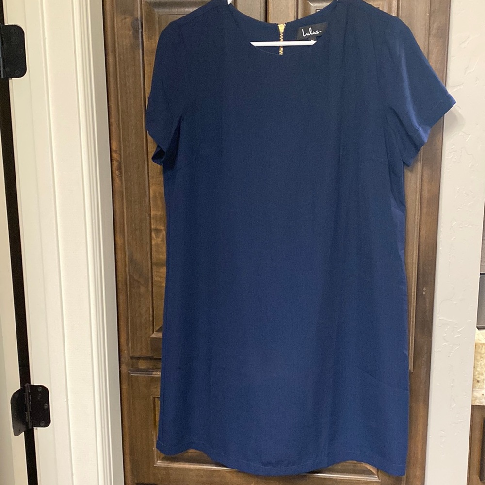 NWOT- never worn- Lulus- Navy blue shift dress- M